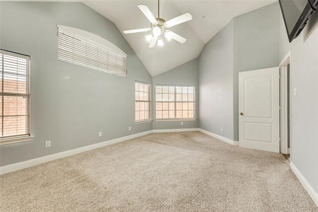 Building Photo - 555 Southridge Way