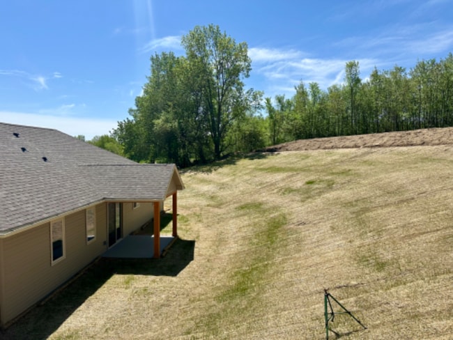 Building Photo - 1966 Burning Bush Ct