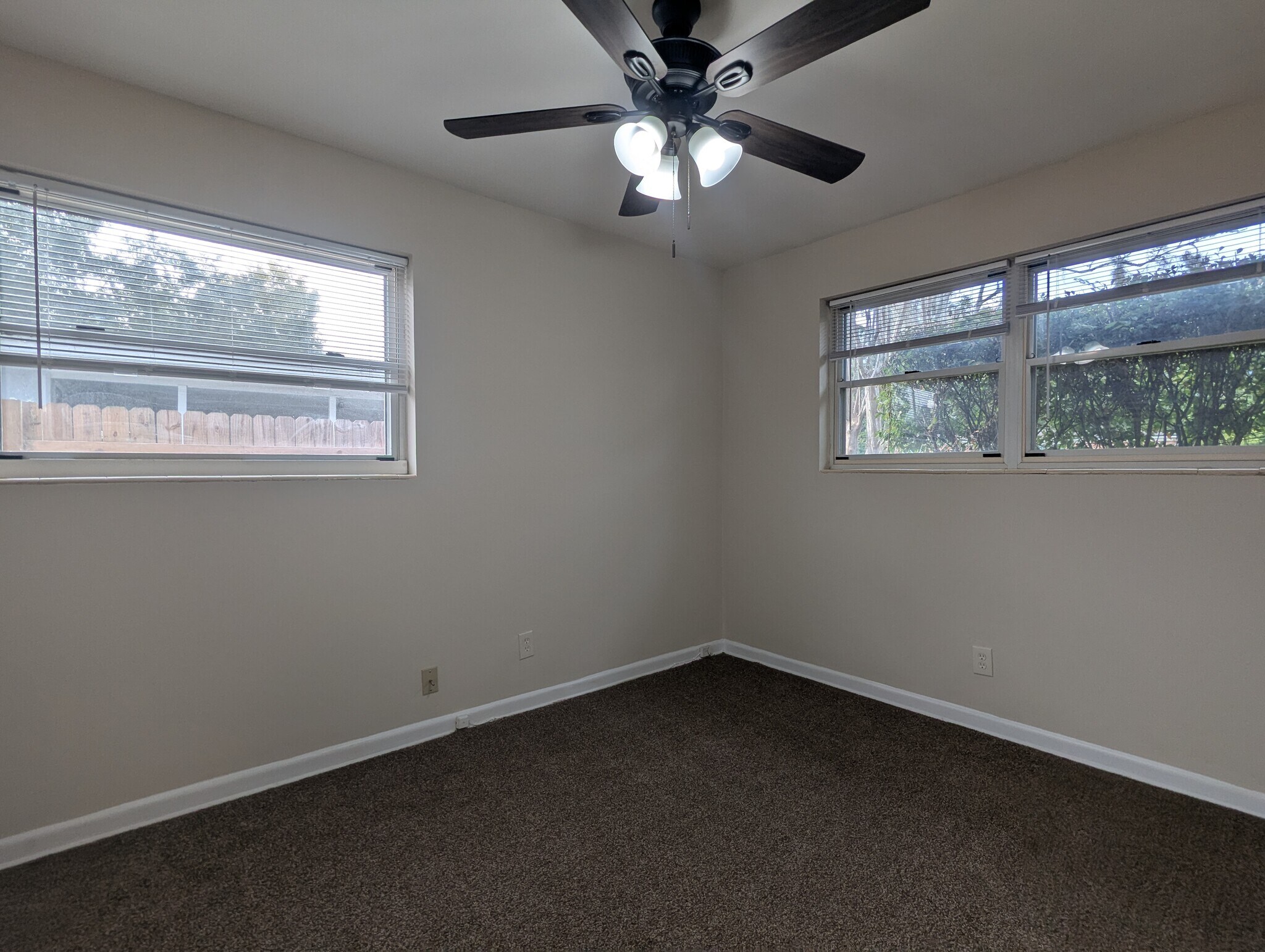 Building Photo - 6522 Bartholf Ave