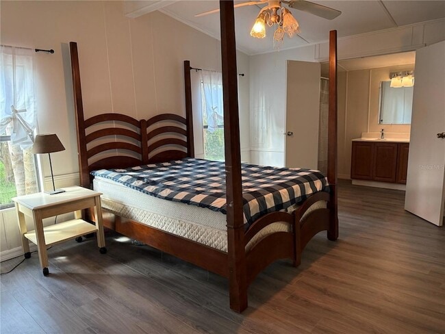 Building Photo - 7740 Pretty Lake Rd