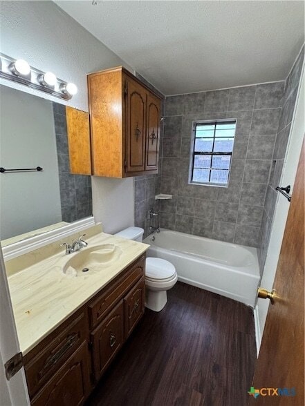 Building Photo - 106 Sagemont Ave