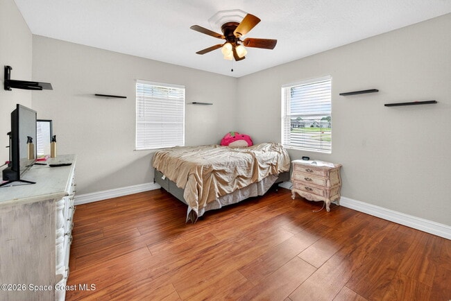 Building Photo - 377 Emerson Dr NW