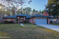 Building Photo - 8146 Leafcrest Dr