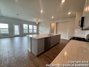 Building Photo - 12067 Pitcher Rd