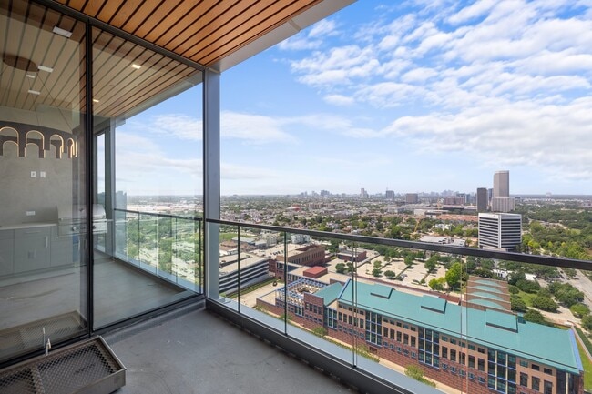 Building Photo - 1711 Allen Pkwy
