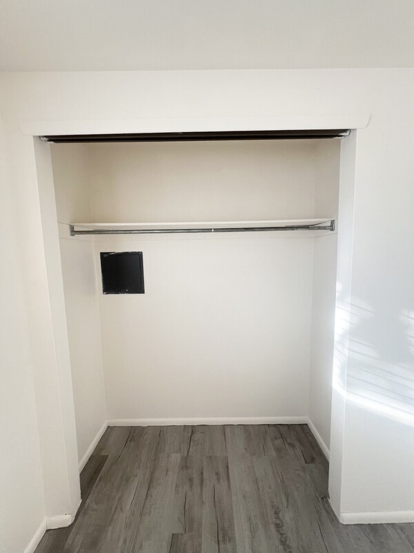 Building Photo - 325 W 100 S