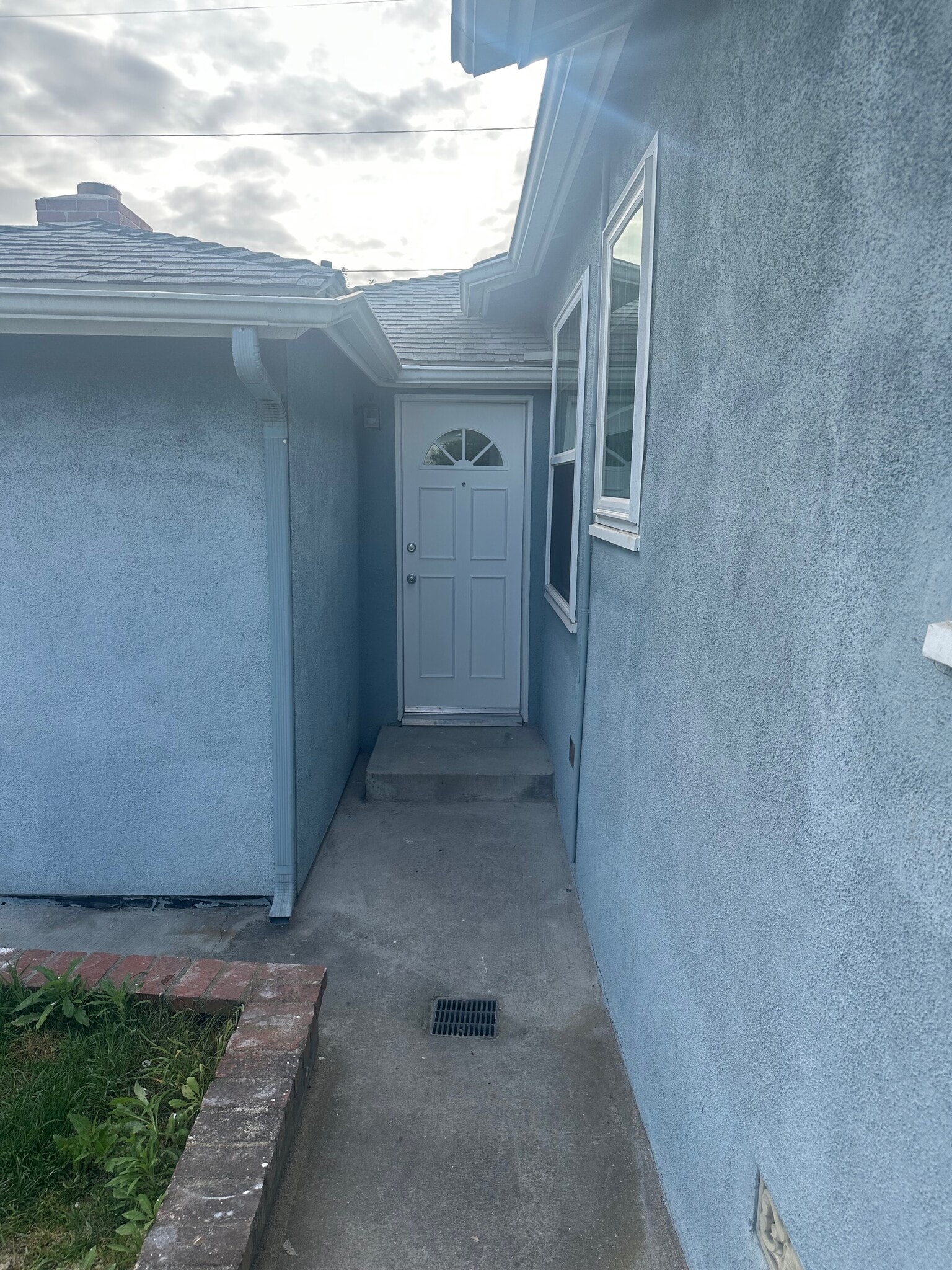 Building Photo - 931 Hillcrest St