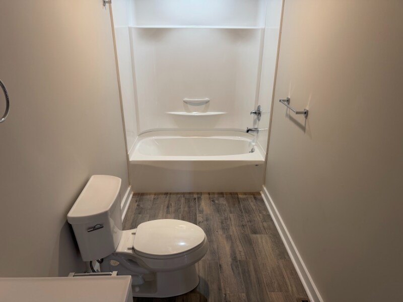 Building Photo - 501 Linden St