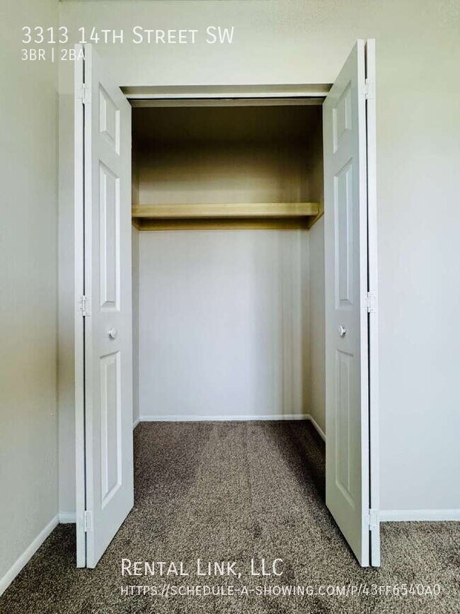 Building Photo - 3313 14th St SW