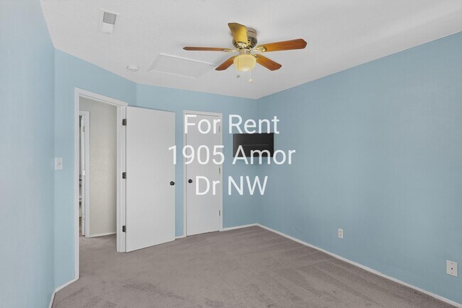 Building Photo - 1905 Amor Dr NW