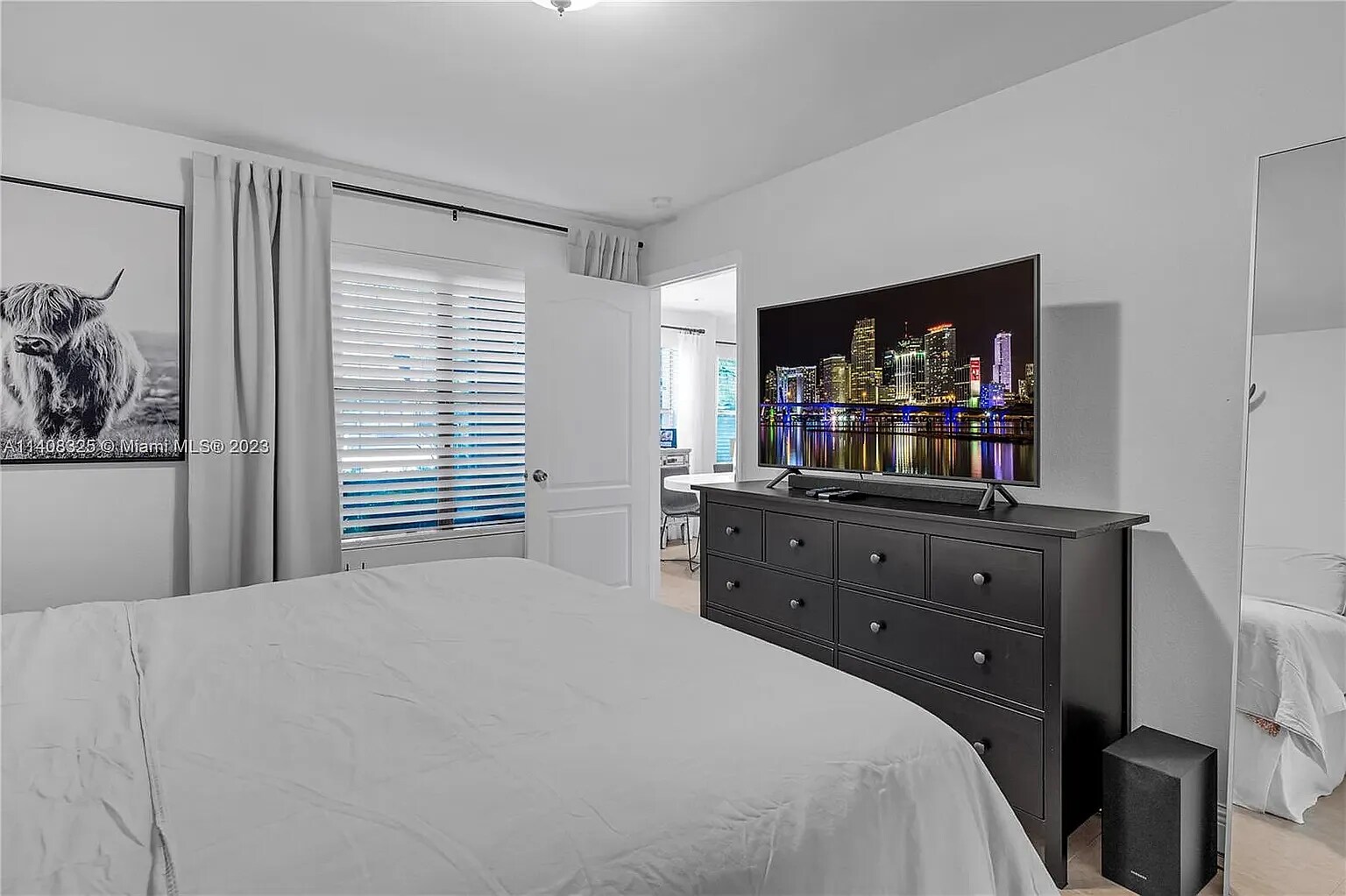 Building Photo - 10441 SW 156th Ct