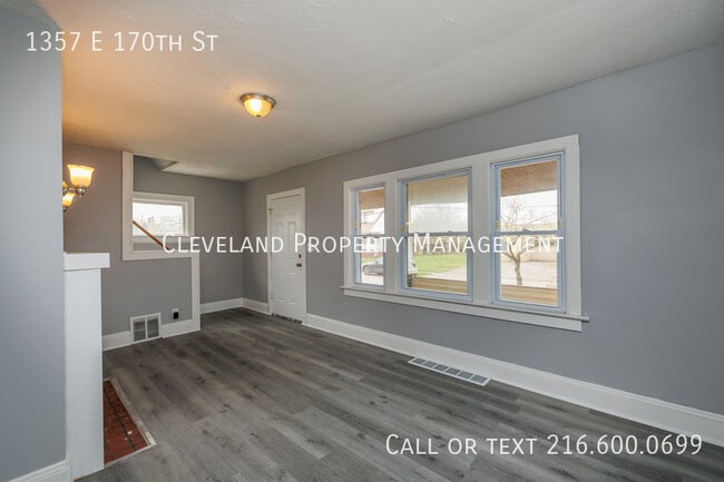 Building Photo - 1357 E 170th St