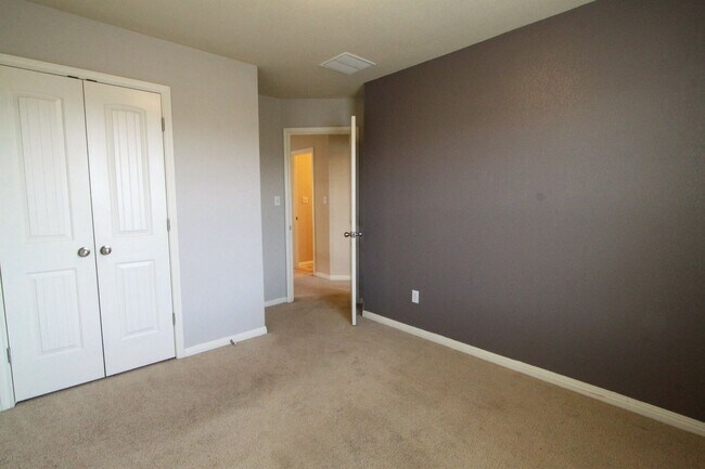 Building Photo - 3 Bedroom, 2.5 Bath Home in East Austin's ...