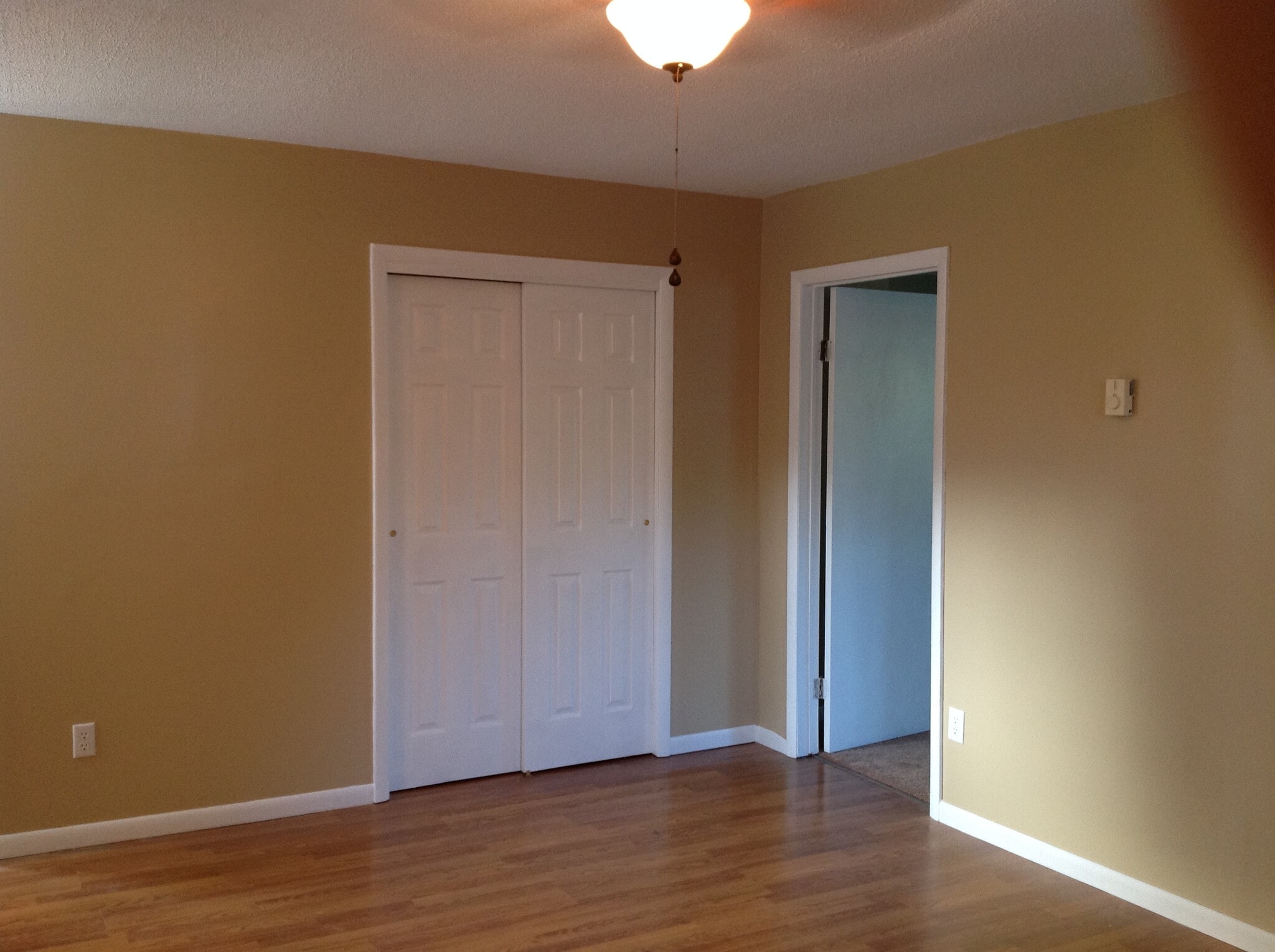 Building Photo - 829 Crow Hill Rd