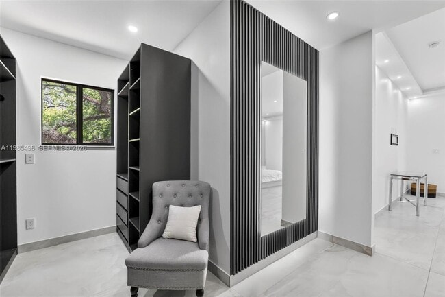 Building Photo - 3000 Riverland Rd