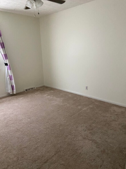 Building Photo - 1324 Aarons Way