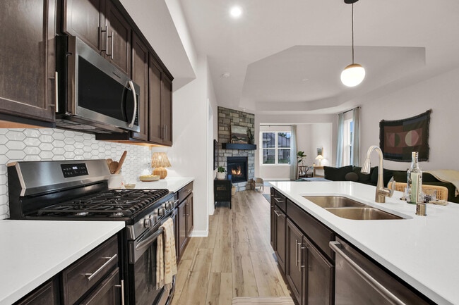 Building Photo - W204N1763 Laurel Pl