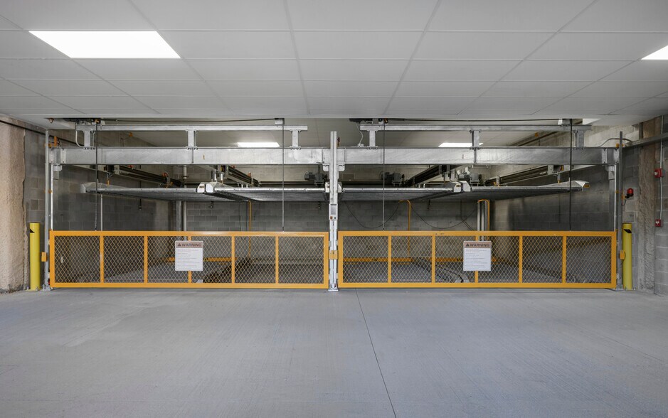 Building Photo - 455 Harvard St