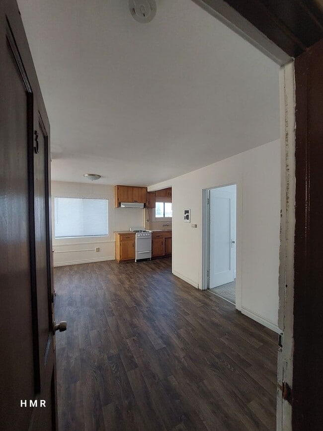 Building Photo - 4604 Durfee Ave