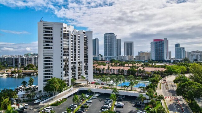 Building Photo - 300 Three Islands Boulevard