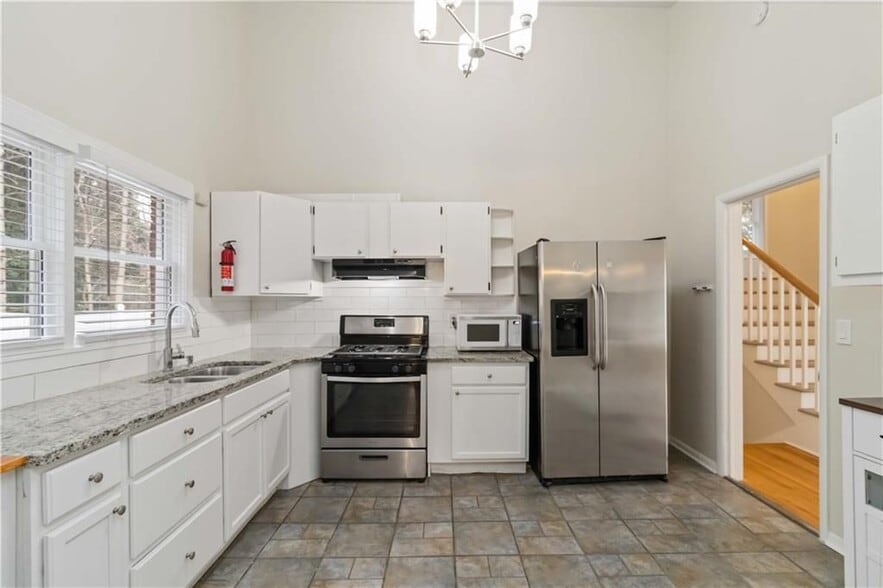 Building Photo - 3035 McLendon Cir NW