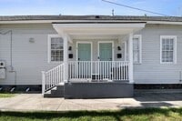 Building Photo - Modern and Updated Furnished 1 Bed 1 Bath