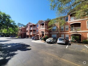 Building Photo - 2Bdrm 2Bath Condo -- Gated Community of Mi...