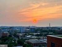 Building Photo - 1211 Van St SE