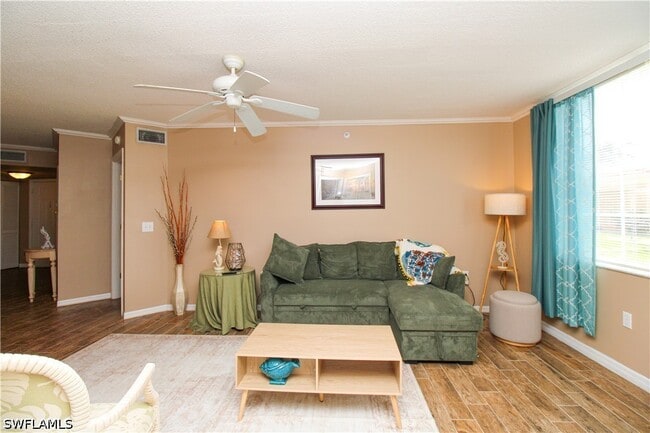 Building Photo - 8659 River Homes Lane