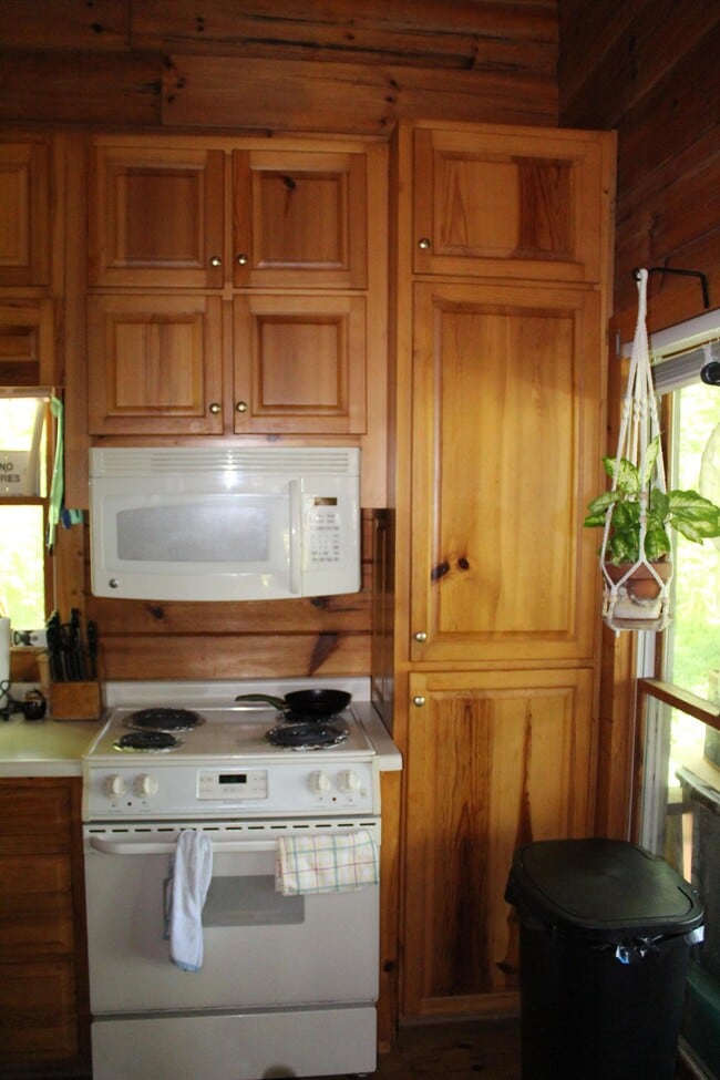 Building Photo - 104 Trinity Pond Road