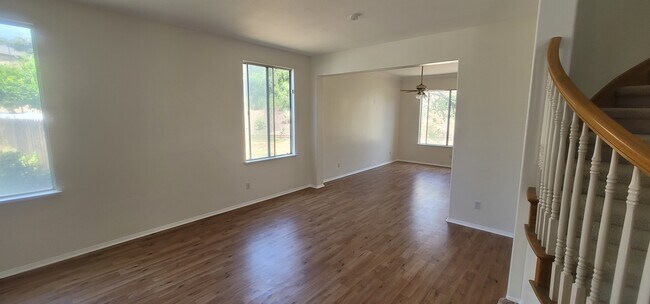 Building Photo - 7425 Bear Creek Ct