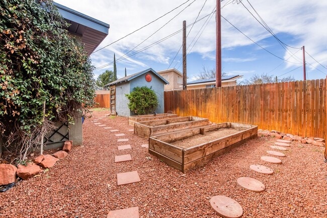 Building Photo - Stunning Turn of the 20th Century Home in ...