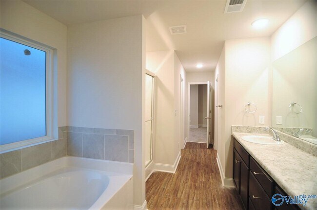 Building Photo - 4218 Textile Ln