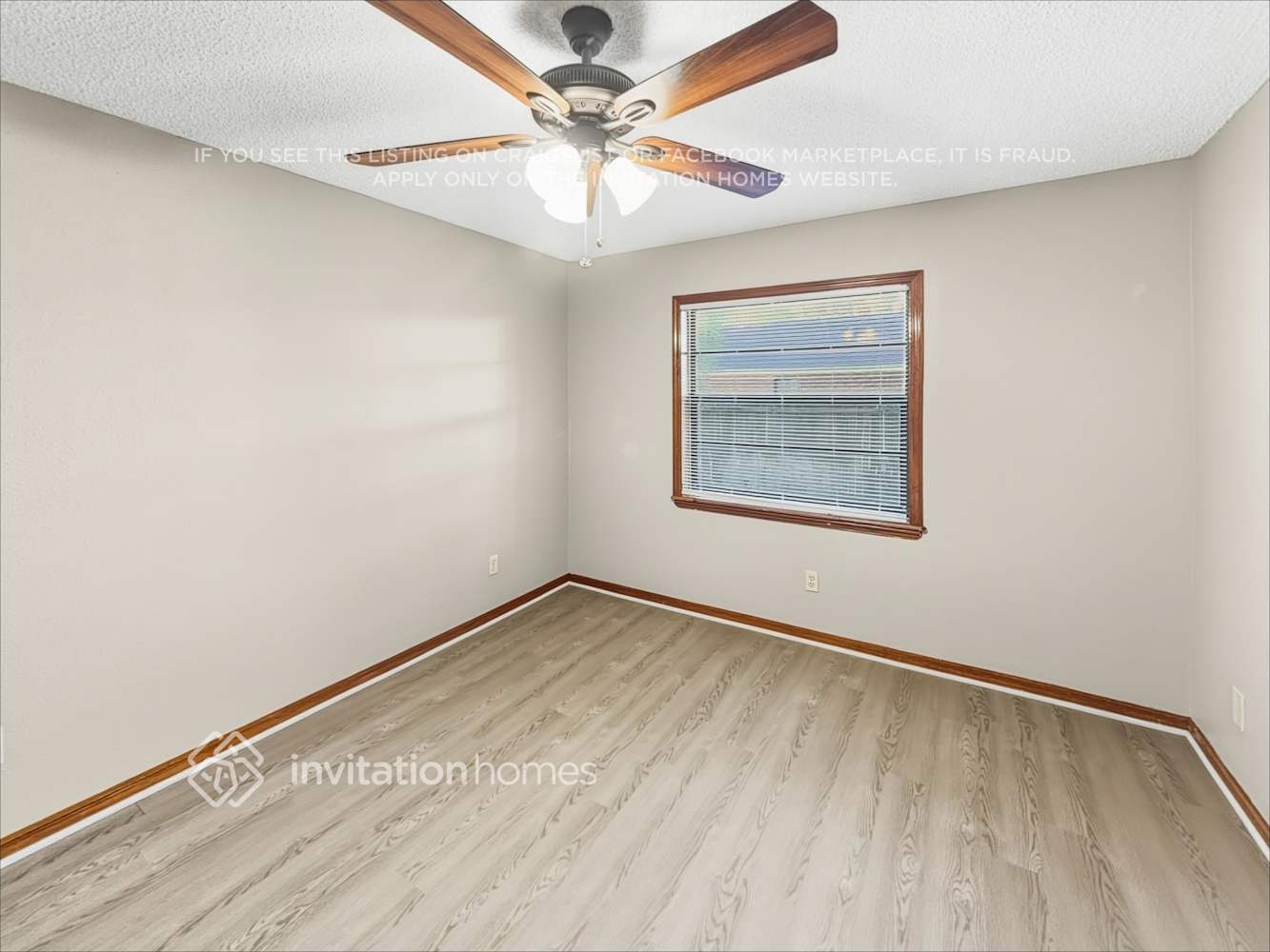 Building Photo - 3903 Applegate Cir