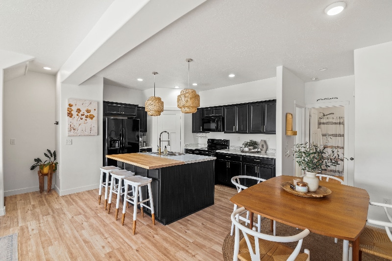 Building Photo - 309 N 725 E