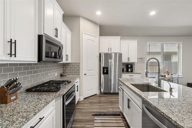 Building Photo - 25610 Pinyon Hl Trl