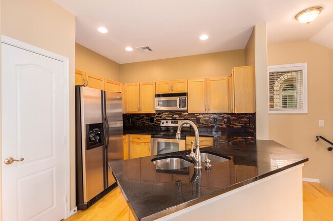 Building Photo - 5708 S 21st Terrace