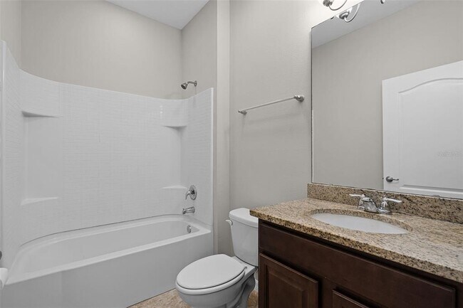 Building Photo - 405 E Freesia Ct