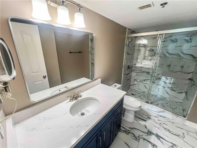 Building Photo - 2870 Pharr Ct S Northwest