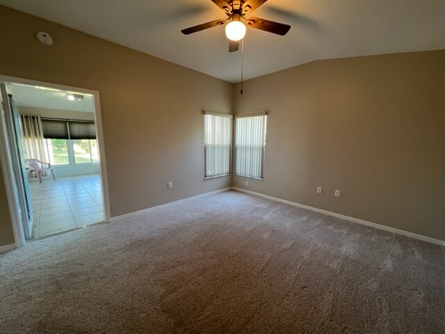 Building Photo - 645 W Sunbird Path
