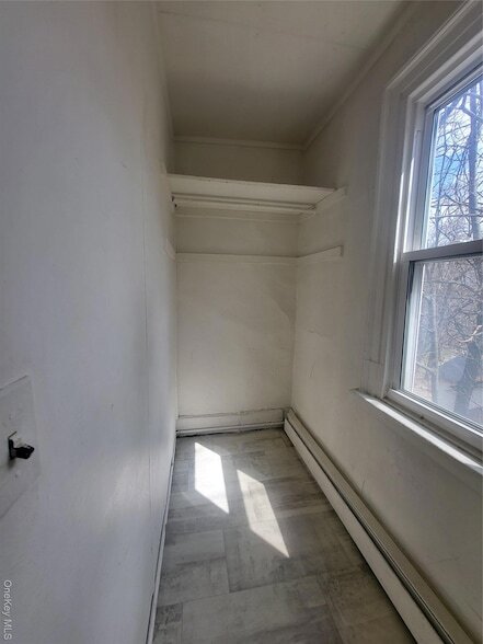 Building Photo - 123 Old Turnpike Rd