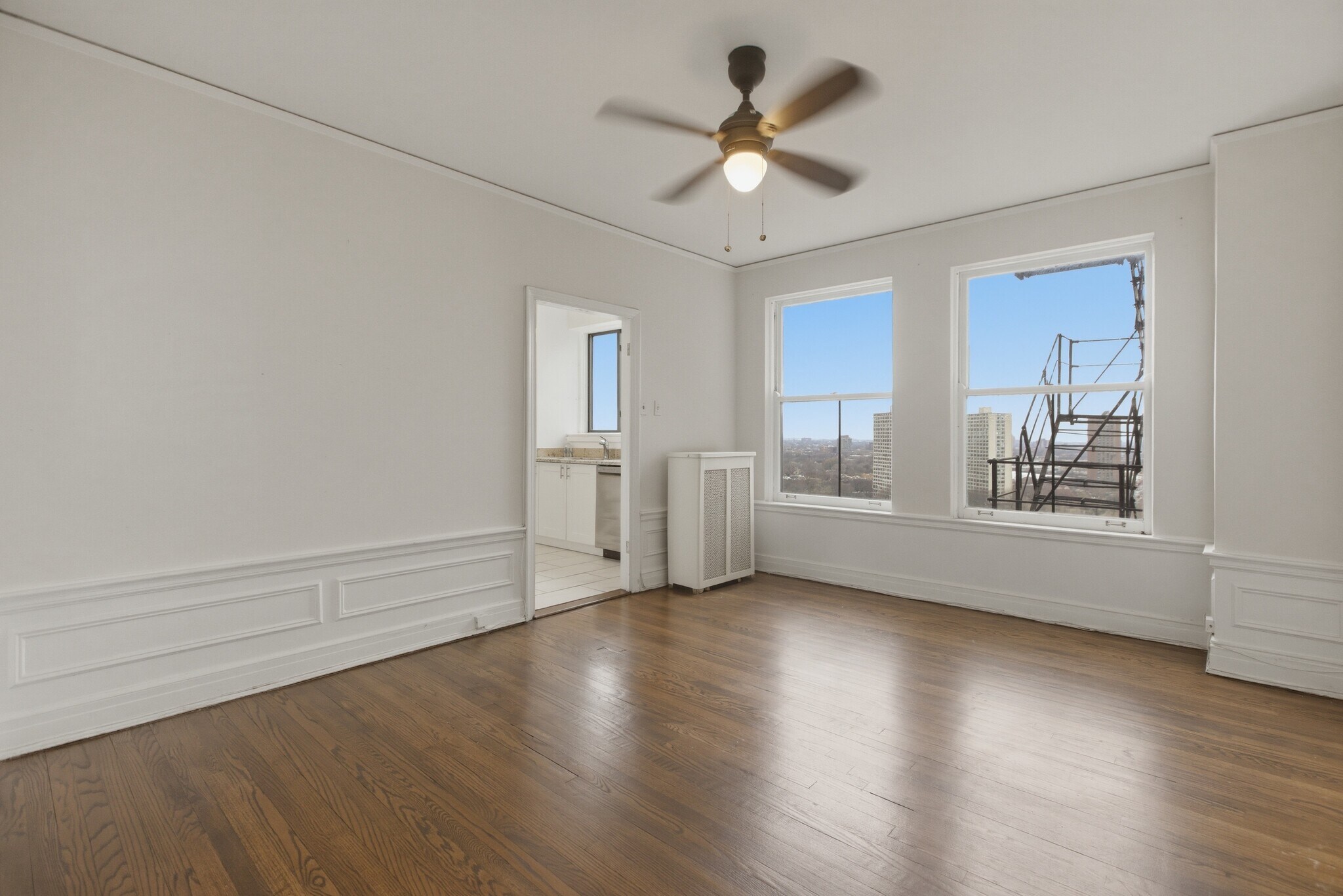 Building Photo - 4940 S East End Ave