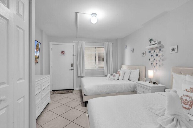 Building Photo - 2001 S Ocean Blvd