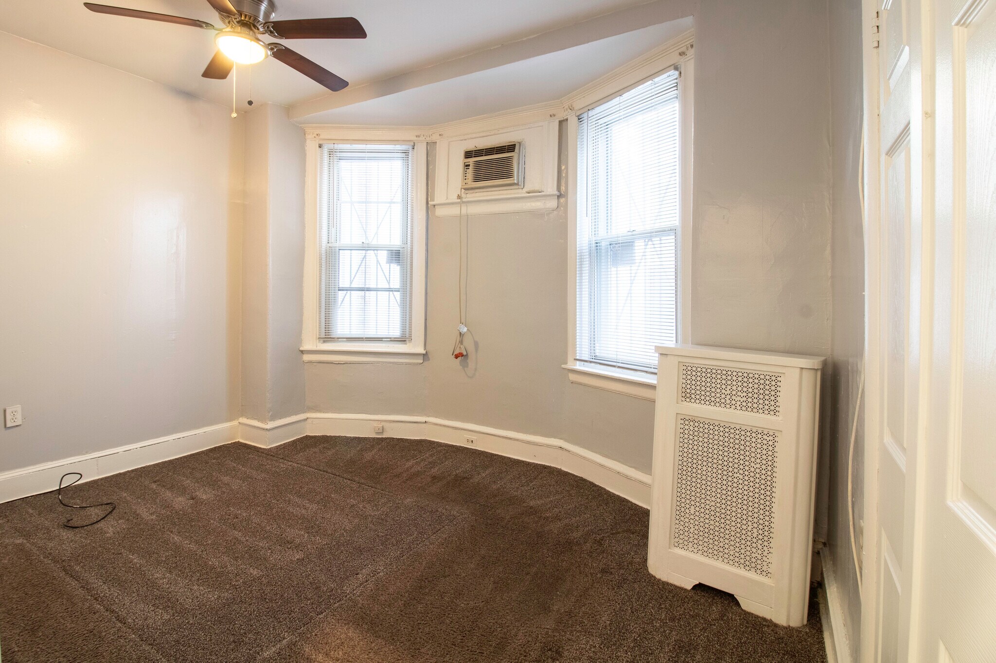 Building Photo - 6008 Jefferson St