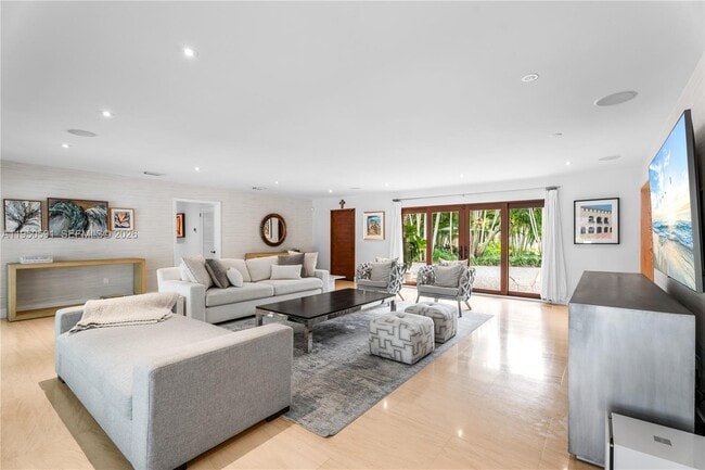 Building Photo - 3625 Battersea Rd