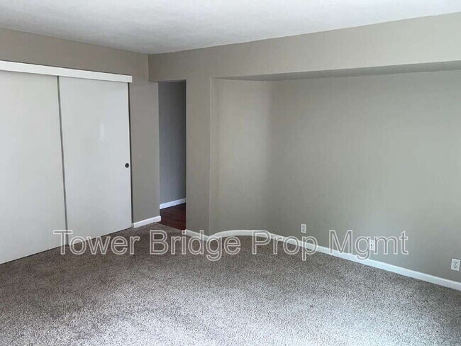 Building Photo - 6306 Trajan Dr