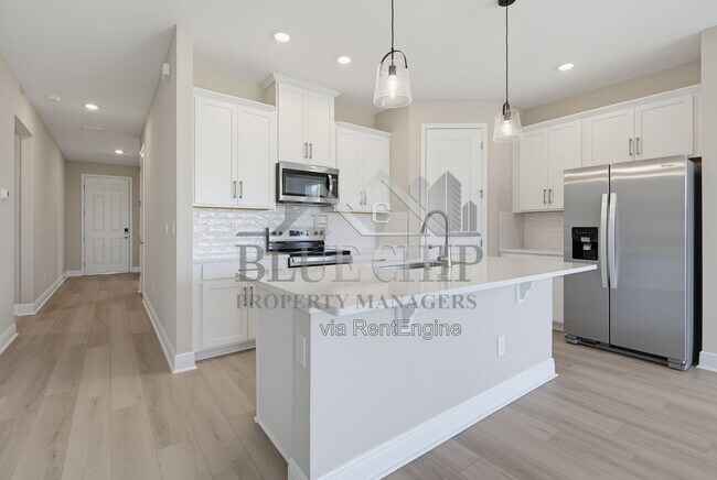 Building Photo - 1008 British Cir
