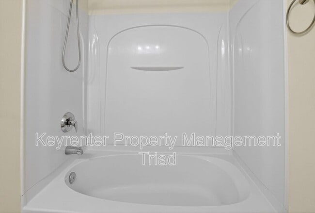 Building Photo - 4280 Cedarcroft Ct