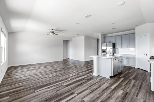 Building Photo - 6312 Spooky Cat Trl