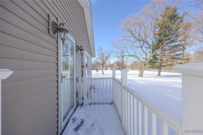 Building Photo - 3582 Upper Mountain Rd